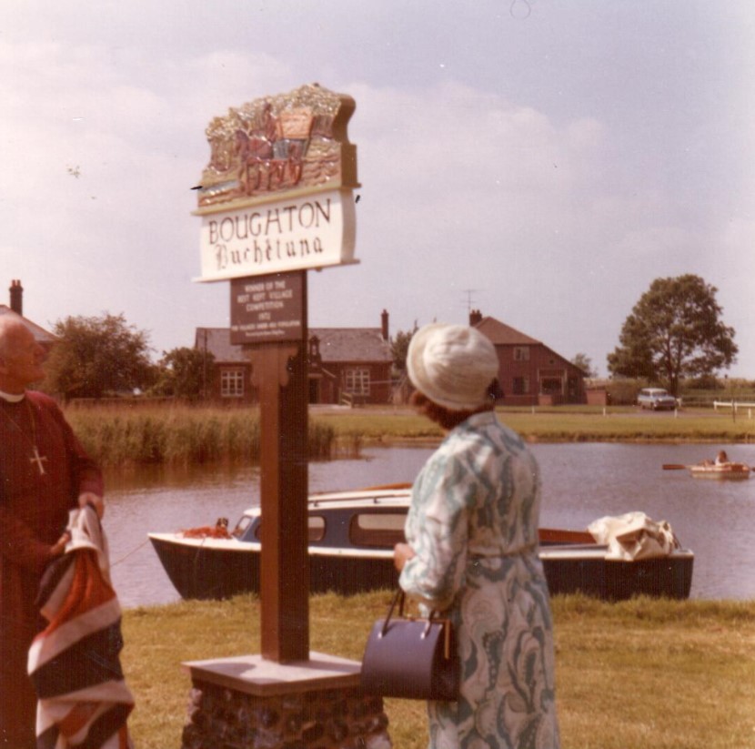 Boughton Sign Unveiling 1972