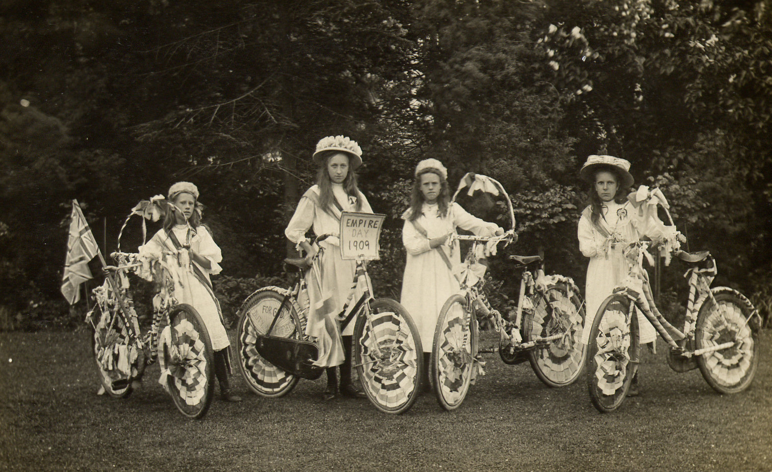 Empire Day Boughton Schoolgirls 1909